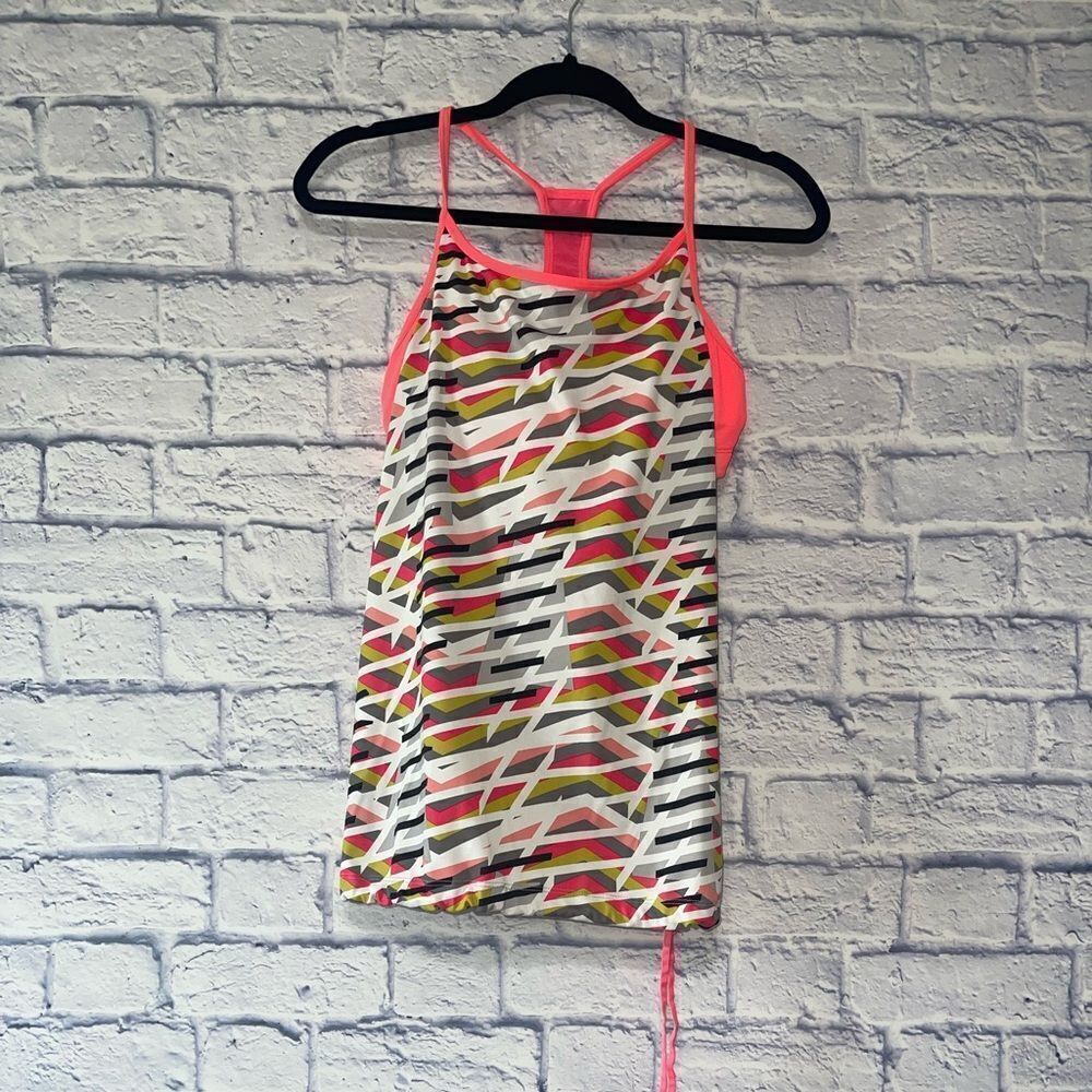 💜 Fabletics norwalk geometric Tank Top - Picture 11 of 14